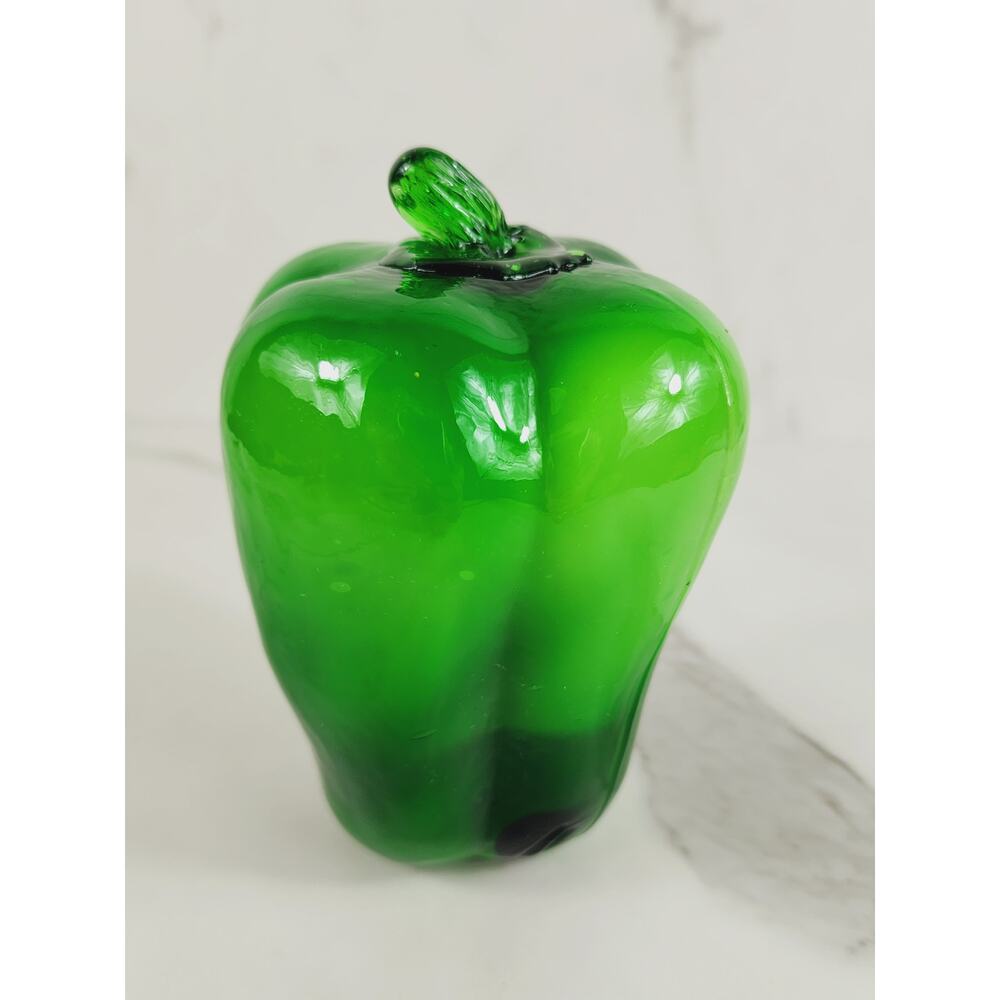 Art Glass Hand Blow Green Bell Pepper Vegetable 5 1/2" Life Size 90s Vintage